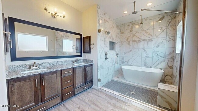 Building Photo - 7821 Enchanted Nest