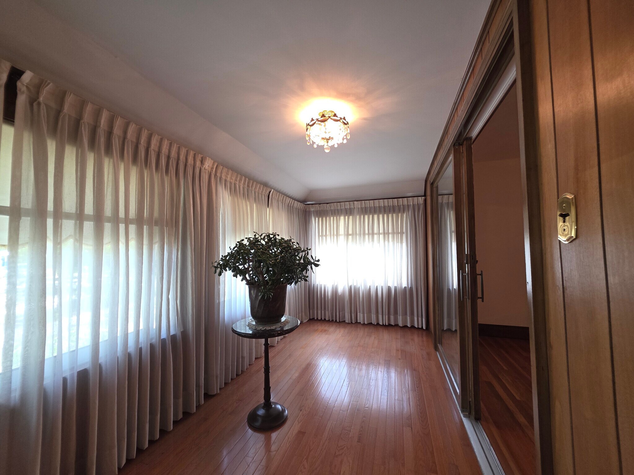 Building Photo - 97 White St