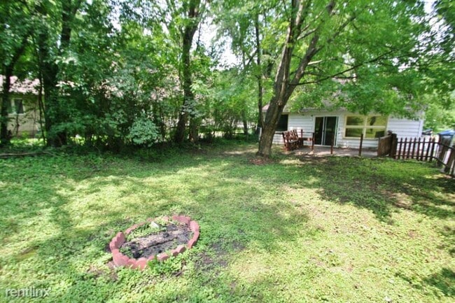 Building Photo - 4 br, 1 bath House - 300 21st Street SW