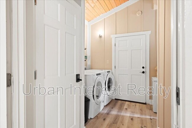 Building Photo - 108 Osprey Ln