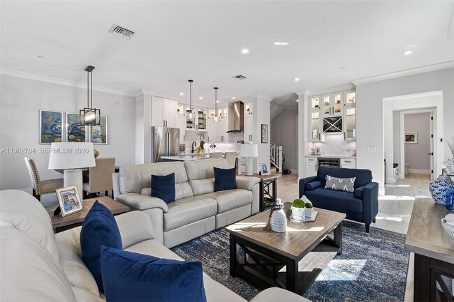 Building Photo - 620 Inlet Waters Cir