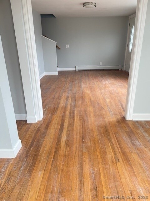 Building Photo - 156 Triangle St