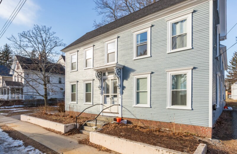 Building Photo - 137 Locust St