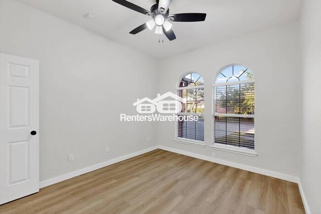 Building Photo - Completely Refreshed Forney Home MOVE IN R...