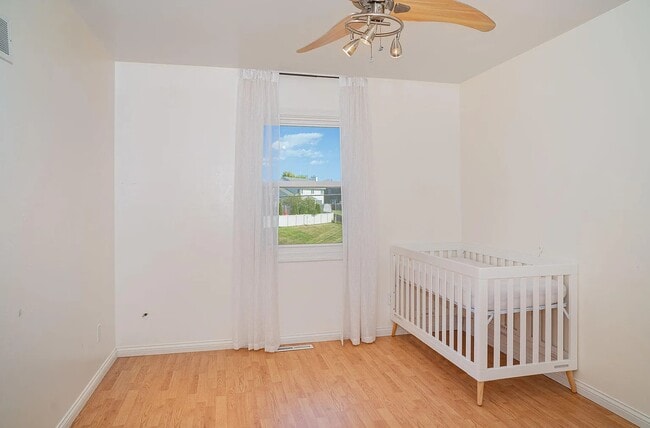 Building Photo - 1400 W 97th Ave