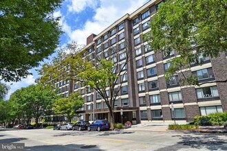 Building Photo - 2501 Calvert St NW