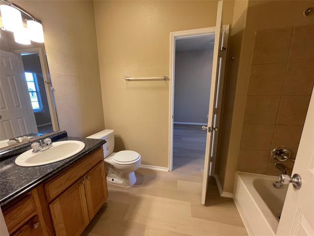 Building Photo - 101 Sunburst Ct