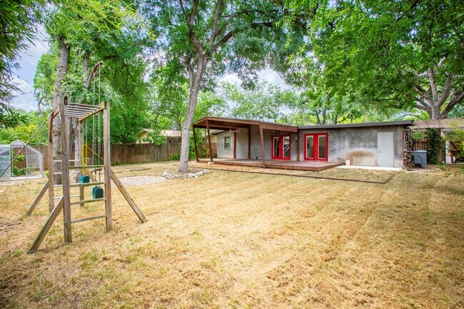 Building Photo - 5403 Kings Hwy