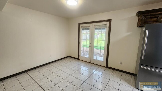 Building Photo - 1211 Palo Blanco Dr