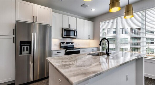 Building Photo - 3900 Berkman Dr