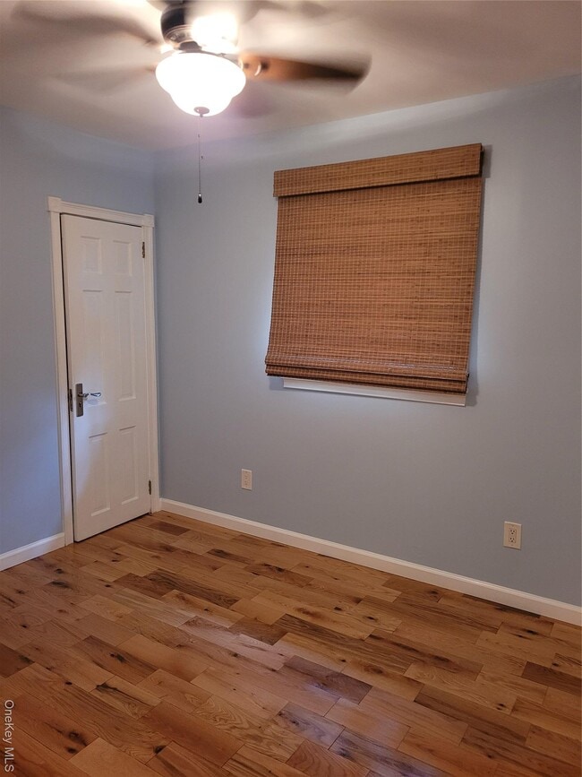 Building Photo - 31 Apricot Rd