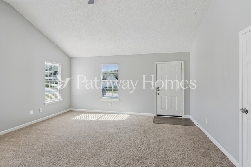 Building Photo - 449 Eagles Nest Way