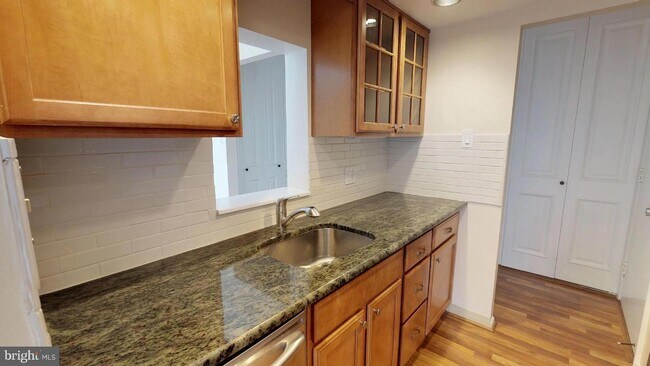 Building Photo - 244 Drummers Ln