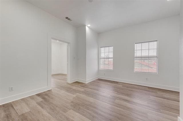 Building Photo - 506 N Lancaster Ave