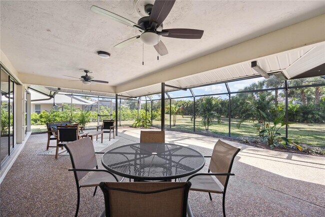 Building Photo - 456 Yacht Harbor Dr