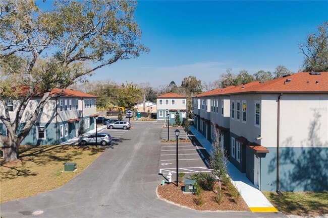 Building Photo - 6976 BELLTREE Ct