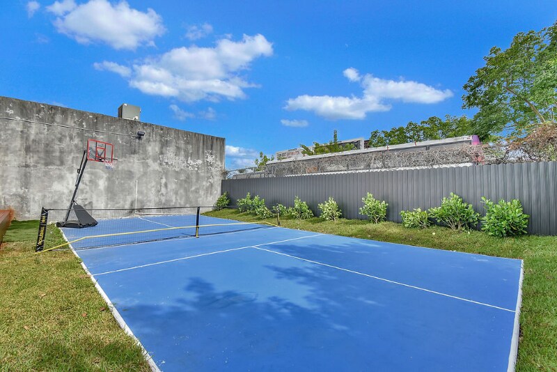 Building Photo - 187 NW 53rd St