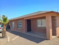 Building Photo - 2 bedroom in Eloy AZ 85131