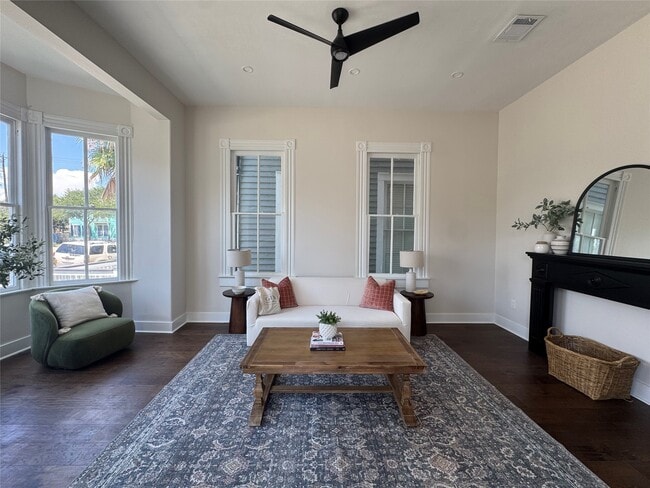 Building Photo - 1607 Market St