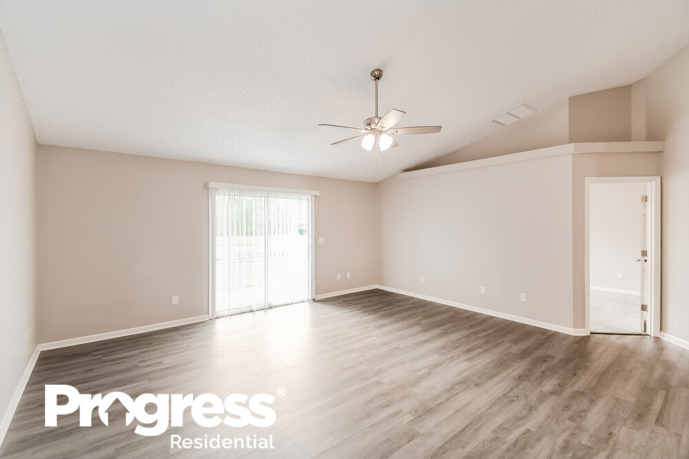 Building Photo - 3664 Arava Dr