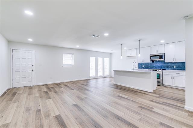 Building Photo - 2917 Dale Dr