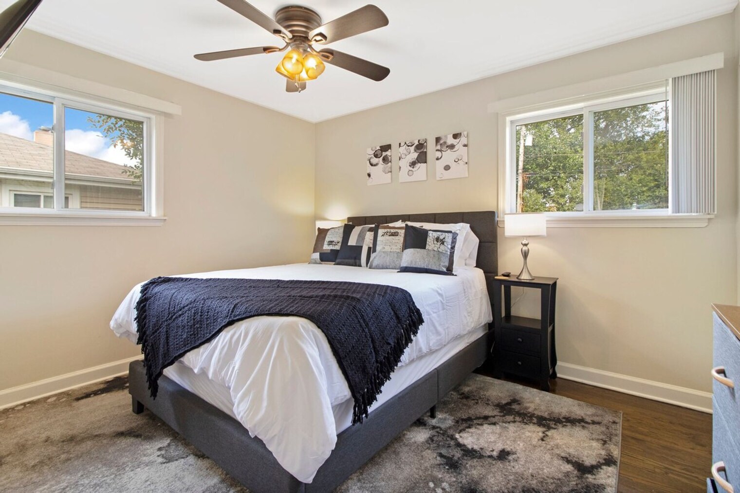 Building Photo - 9471 Sumac Rd