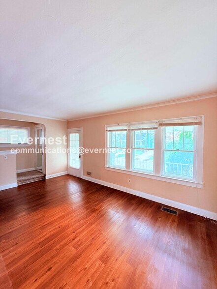 Building Photo - 4315 Garden Park Dr