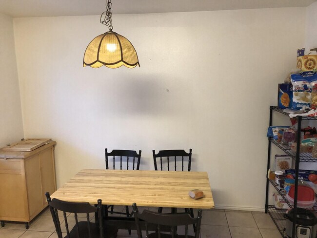 Building Photo - 655 E. 600 North #12 E