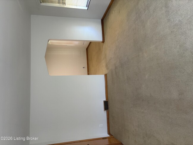 Building Photo - 218 W Florence Ave