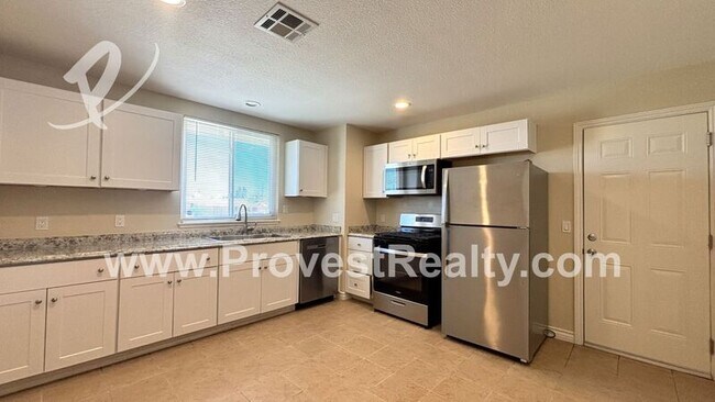 Building Photo - 14313 Osage Rd