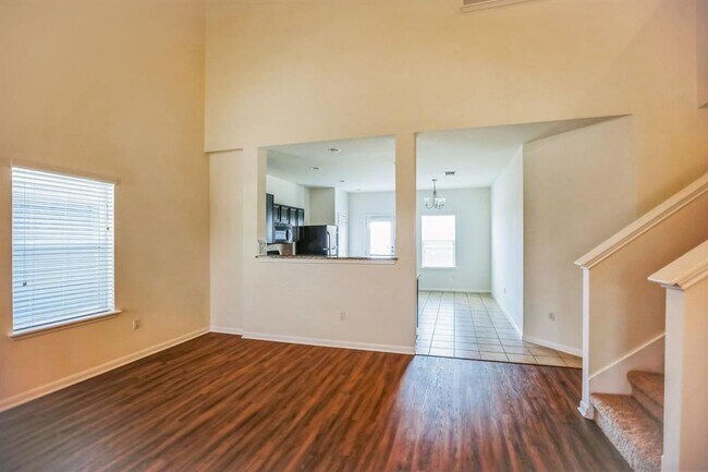 Building Photo - 104 Navidad River Dr
