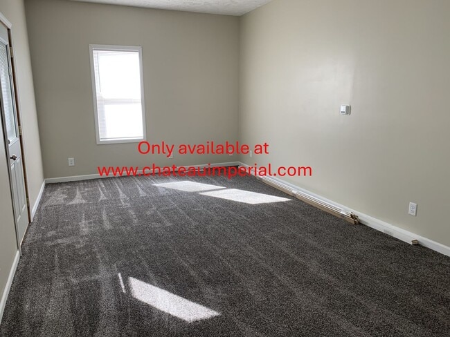 Building Photo - 1 bed 1 bath house