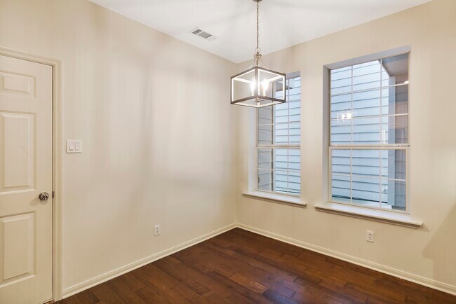 Building Photo - 76 S Piper Trace