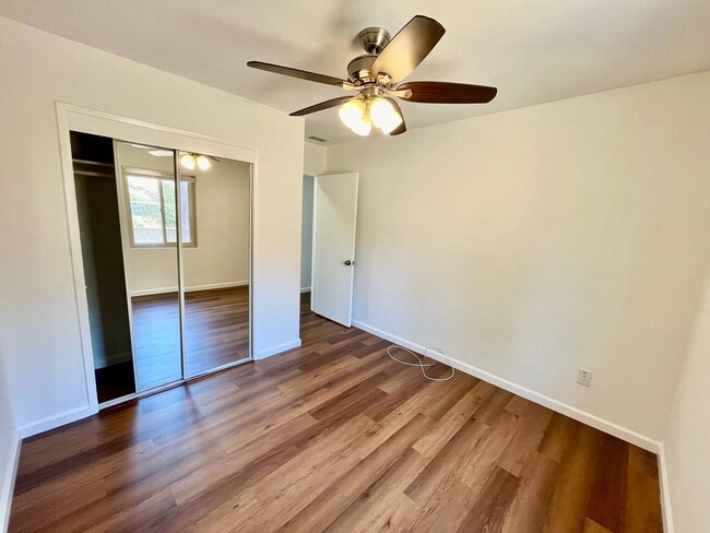 Building Photo - Beautiful 3B 2BA Home in Paradise Hills