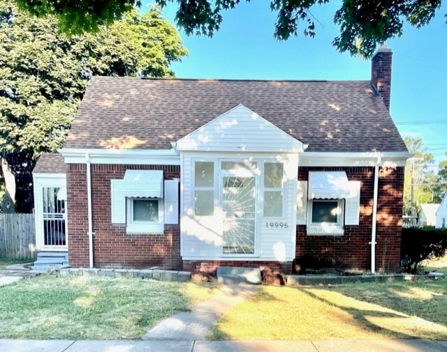 Primary Photo - 19995 Schoenherr St