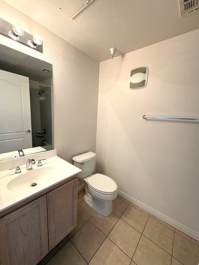 Building Photo - Beautiful, 2 story penthouse loft at the Manhattan condos on the south strip.