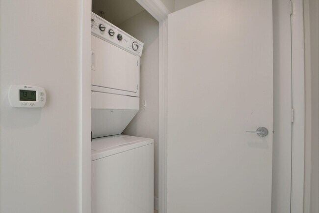 Building Photo - 550 Okeechobee Blvd