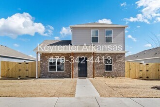 Building Photo - 920 Morningside Dr