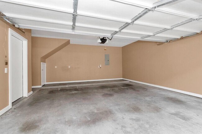 Building Photo - 4339 O'Reilly