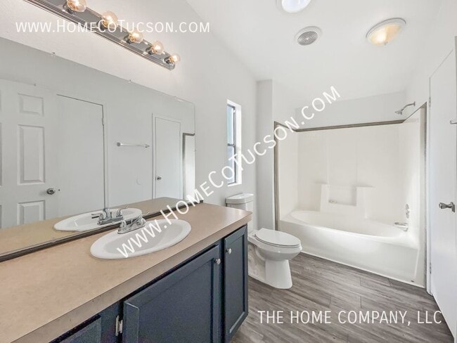 Building Photo - 3171 W Jusnic Cir