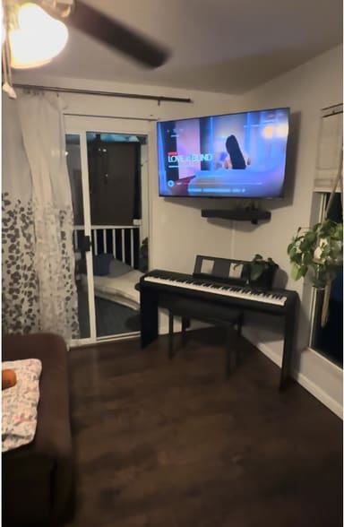 Building Photo - 1050 Eha St