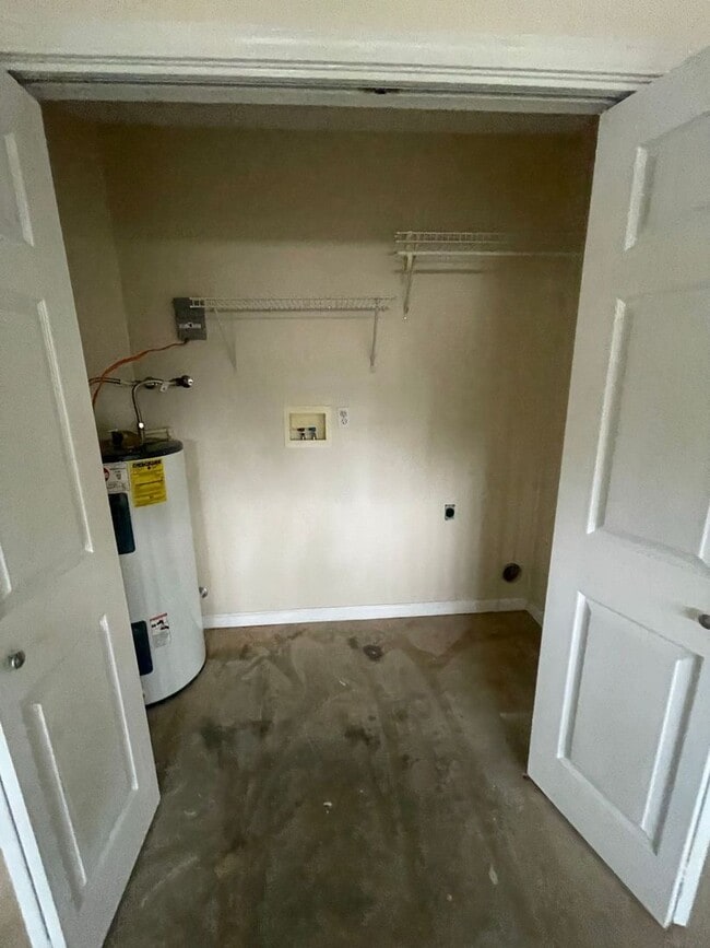 Building Photo - Windsor Garden Subdivision...