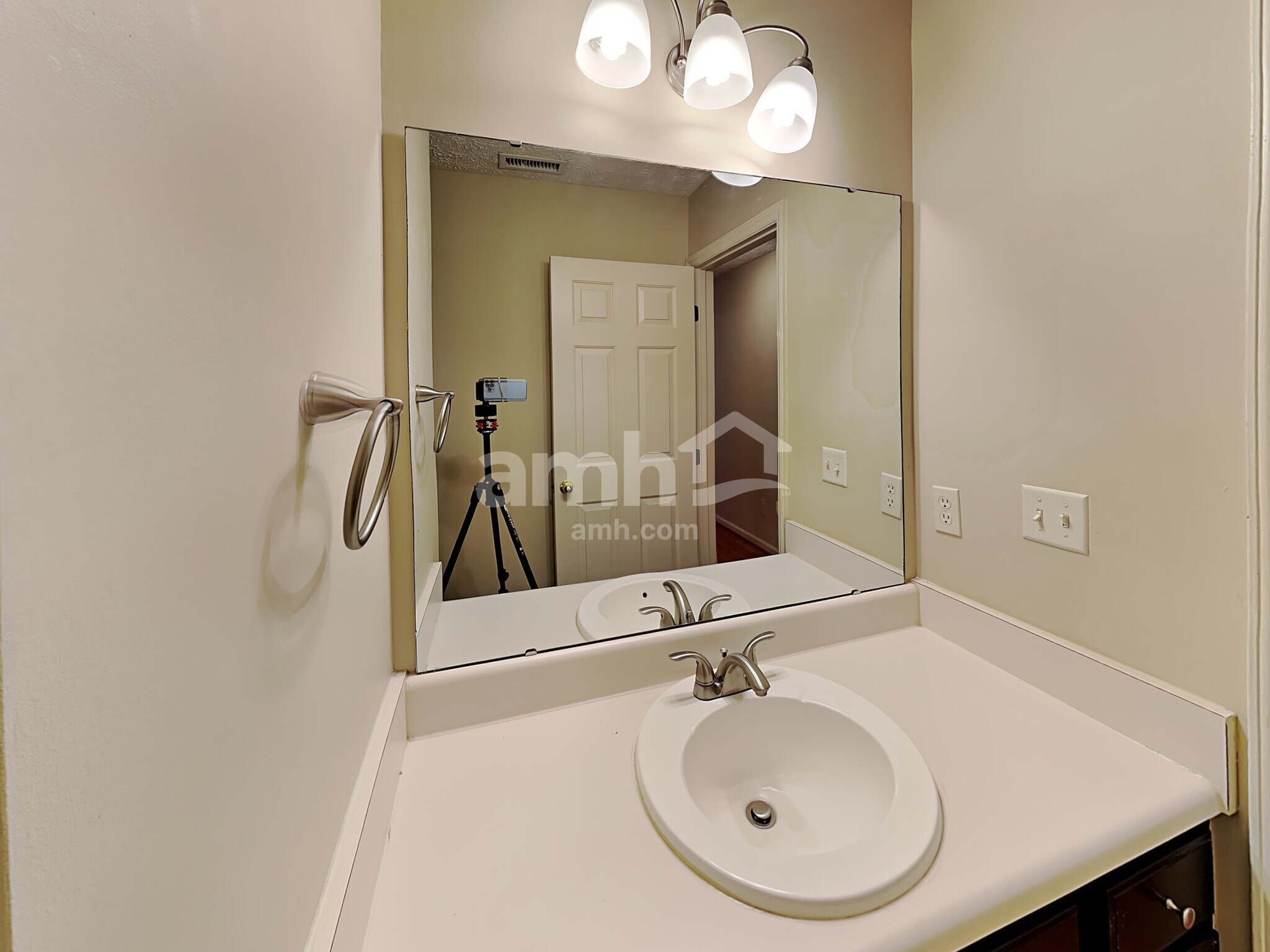 Building Photo - 6907 Havenwood Dr