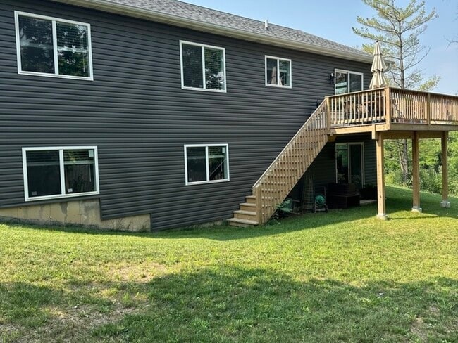 Building Photo - 317 Buena Terrace