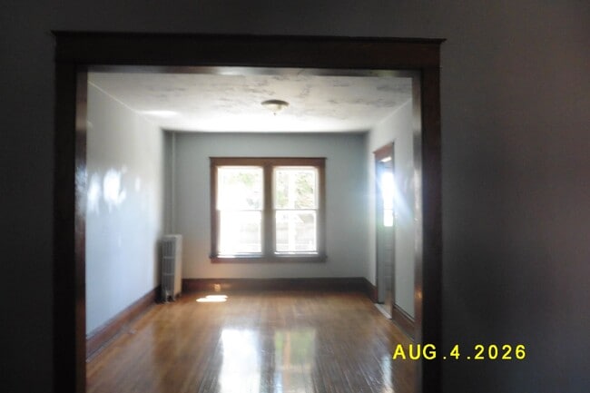 Building Photo - 1527 Catherine St