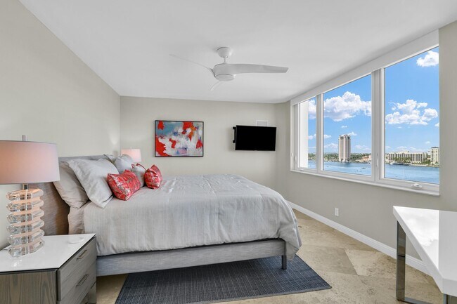 Building Photo - 500 S Ocean Blvd