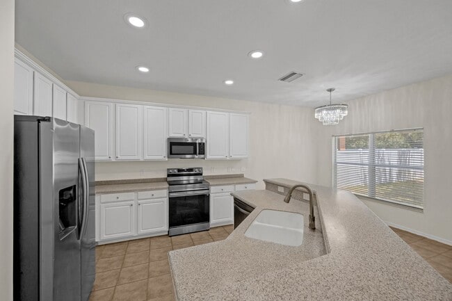 Building Photo - 8190 Silver Birch Way