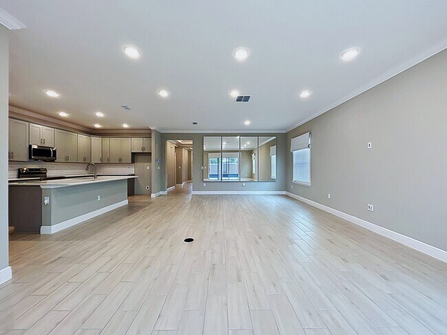 Building Photo - 11813 June Briar Loop