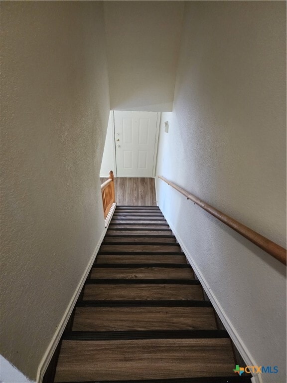 Building Photo - 5709 Redstone Dr