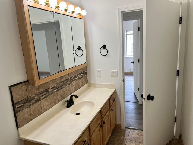 Building Photo - 1132 Morraine View Dr